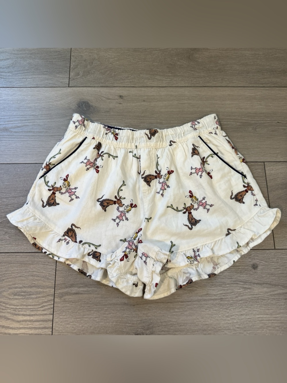 Aerie Pajama Shorts Womens Small The Grinch Cindy Lou Who Max Holiday Print